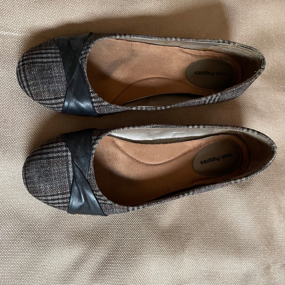 Hush Puppies brown plaid flats